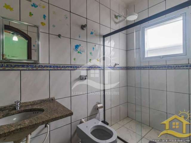 Casa - Amplo  no bairro Jardim São Luis, 0 metros da praia, Peruíbe-SP