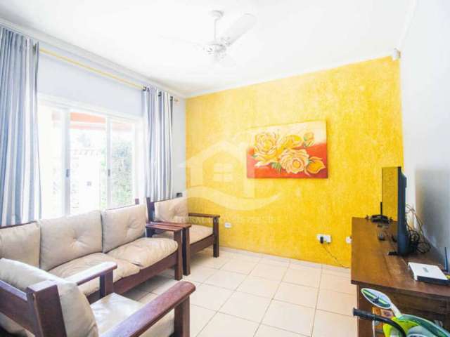 Casa - Amplo  no bairro Oasis, 0 metros da praia, Peruíbe-SP