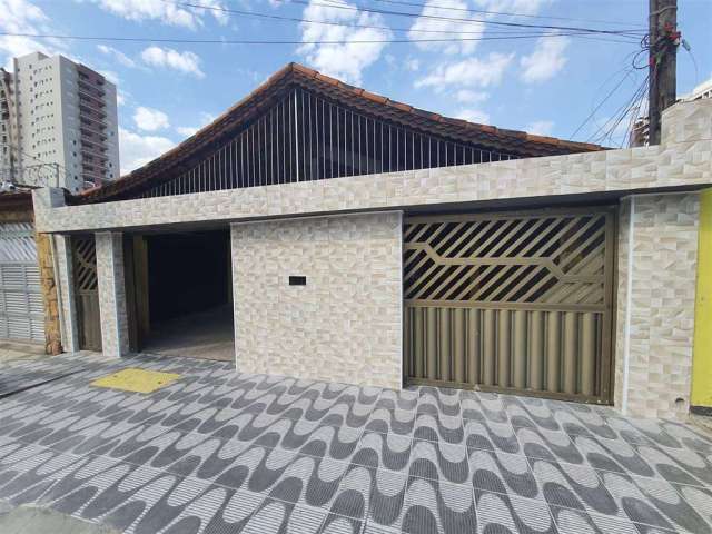 Casa térrea 01 dormitório no Campo da Aviação em Praia Grande