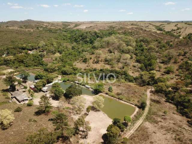 Chácara as margens da BR 060 com 4 hectares e preparada para ser um pesque-pague