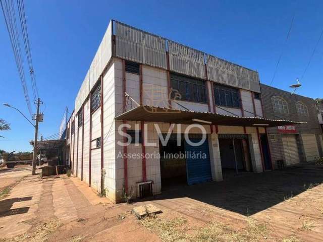 Galpão industrial com 300m² de área privativa para locação na Zona Industrial do Guará, STRC Trecho 4