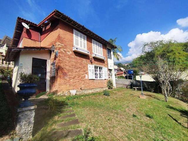 Casa com 4 dormitórios à venda, 120 m² por R$ 695.000 - Cônego - Nova Friburgo/RJ