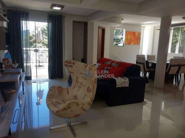 Casa com 3 dormitórios à venda, 180 m² por R$ 890.000,00 - Sítio São Luís - Nova Friburgo/RJ