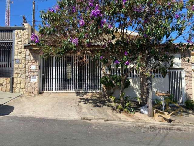 Casa com 3 quartos à venda na Rua das Dálias, 1227, Jardim das Bandeiras, Campinas, 292 m2 por R$ 580.000