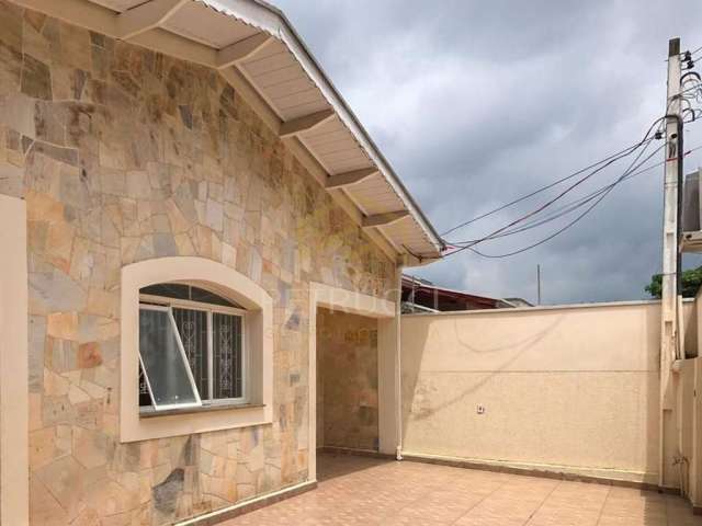 Casa com 3 quartos à venda na Rua Celso Luglio, 106, Parque Residencial Carvalho de Moura, Campinas, 153 m2 por R$ 550.000