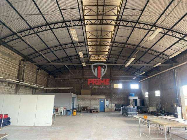 Barracão à venda no Parque Comercial Quati em Londrina. Comercial ou industrial, localizado próximo a av. Brasilia,  contendo 3000m2 de terreno e 1016