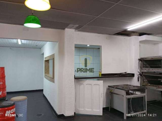 Sala comercial para locação no centro de Londrina. Com estrutura para grandes restaurantes e lanchonetes. Com 6 banheiros, churrasqueira. Em ótima loc