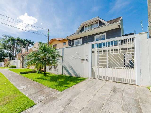 Casa com 3 quartos para alugar na Rua Wanda Wolf, 660, Santa Felicidade, Curitiba por R$ 4.900