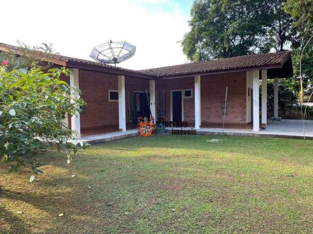 Casa com 3 dormitórios à venda, 241 m² por R$ 800.000,00 - Perequê-Mirim - Ubatuba/SP