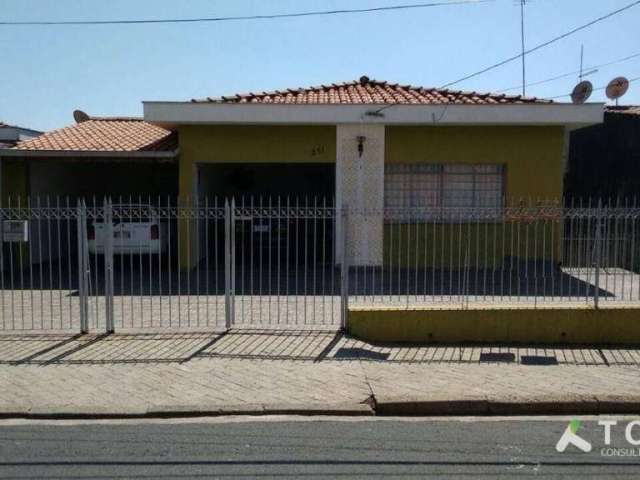 Casa à venda no Bairro Vila Santana em, Sorocaba/SP