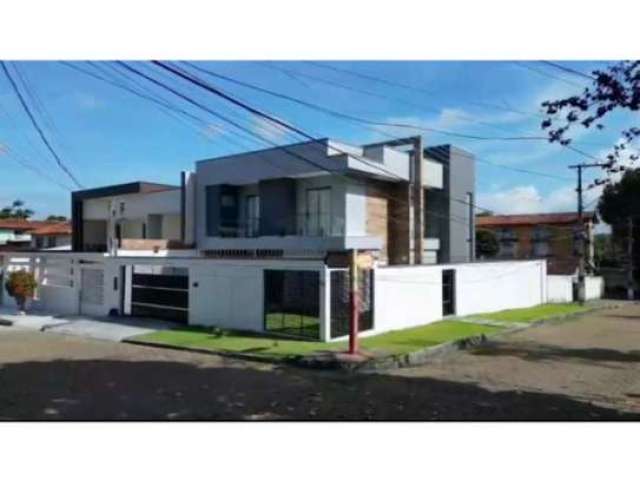 Casa em condomínio fechado com 3 quartos à venda na Rua Marechal Bittencourt, 20, Santo Antônio, Manaus, 325 m2 por R$ 1.200.000