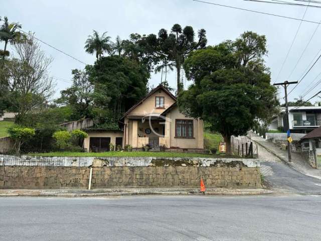 Terreno à venda no Floresta, Joinville  por R$ 890.000