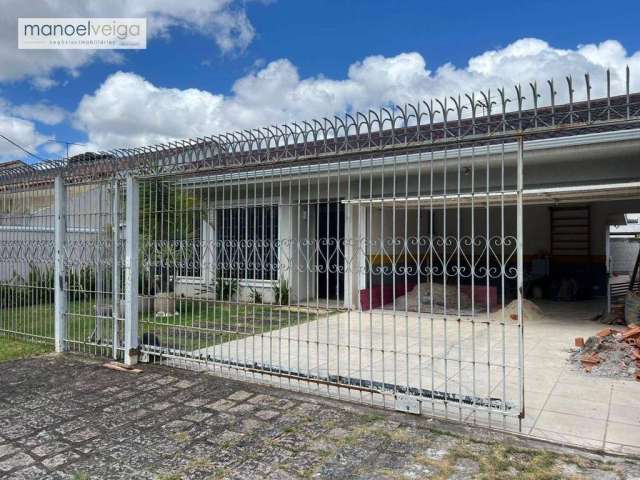 Casa com 3 dormitórios para alugar, 186 m² por R$ 6.672/mês - Jardim das Américas - Curitiba/PR