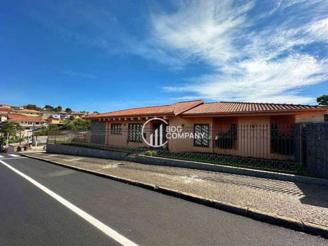 Casa com 7 dormitórios à venda, 450 m² por R$ 1.350.000,00 - Boa Vista - Ponta Grossa/PR