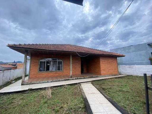 Casa com 2 dormitórios e 1 suíte  para alugar, 700 m² - Fosforo - Irati/PR