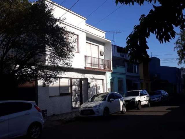 Casa com 3 quartos à venda na Rua São Francisco, 307, Centro, São Leopoldo por R$ 680.000