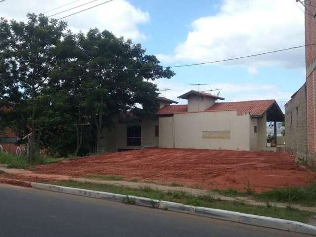 Terreno à venda na Avenida Primeiro de Março, Industrial, Novo Hamburgo por R$ 330.000