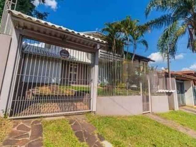 Casa com 3 quartos à venda na Rua Arlindo Pasqualini, 377, Vila Nova, Novo Hamburgo por R$ 660.000