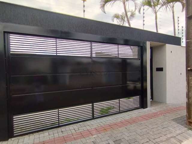 Casa com 3 suítes à Venda - 226,06m² - 2 vagas