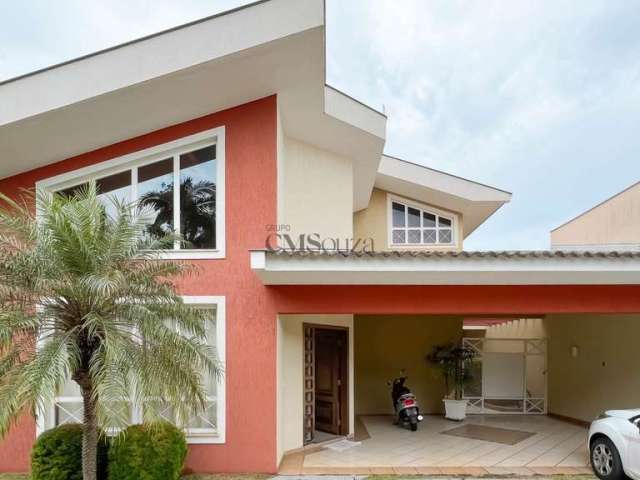 Casa em Condomínio com 3 quartos à Venda -200m²