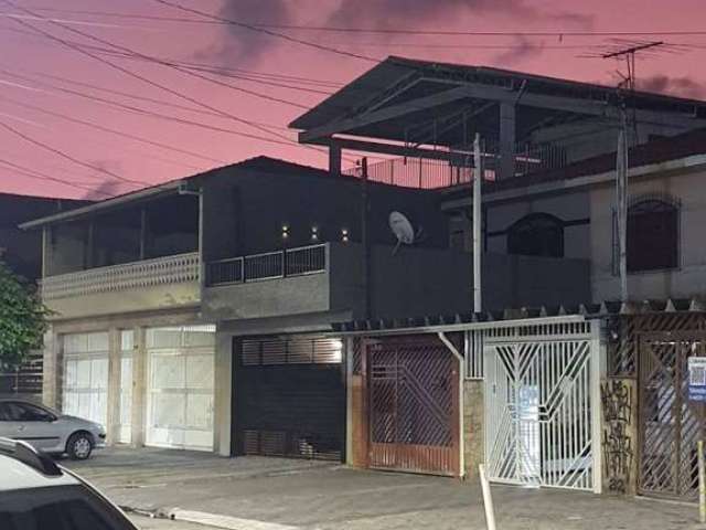 Sobrado Padrão para Venda em Parque Edu Chaves São Paulo-SP