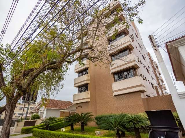 Apartamento 156 m², 3 quartos, 3 vagas, nas Mercês.