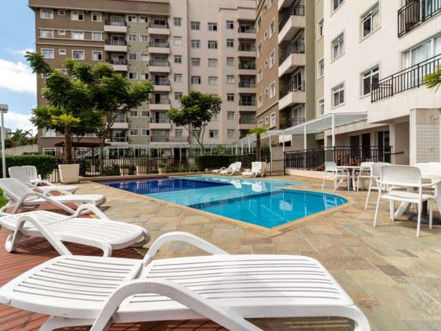 Apartamento Garden, 2 quartos, 1 vaga coberta, em Condomínio Clube, Tingui - Curitiba