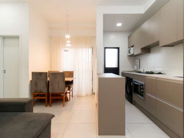 Apartamento 2 quartos com sacada com churrasqueira no Bairro Alto - Curitiba/PR