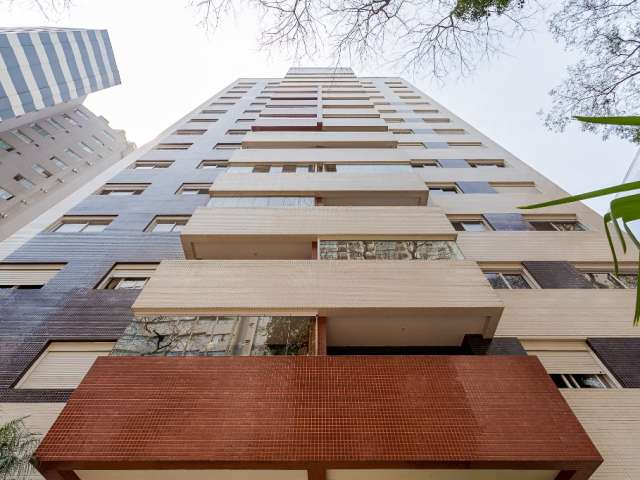 Apartamento – venda - com 3 quartos, 1 vaga, no Água Verde - Curitiba