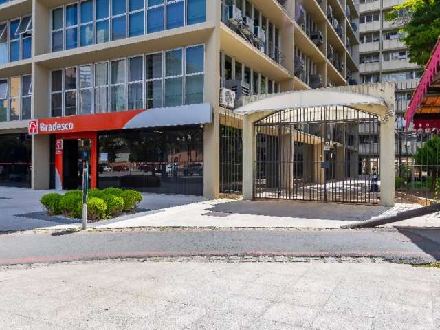 Apartamento com 2 quartos no Centro Cívico - Curitiba/PR