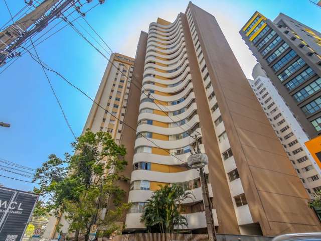 Apartamento 3 quartos - super espaçoso na Praça da Ucrania - Batel/Bigorrilho