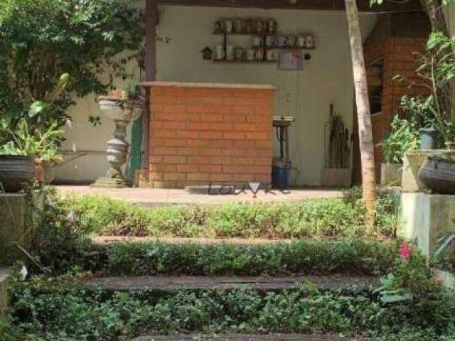 Casa com 4 dormitórios à venda, 200 m² por R$ 1.600.000,00 - Moema - São Paulo/SP