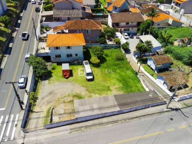 Excelente terreno em florianópolis com viabilidade construtiva