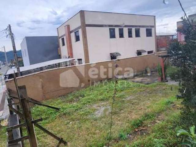 Venda de Terreno no Loteamento Portal 2 -  Bairro  Espinheiros, Itajaí SC.