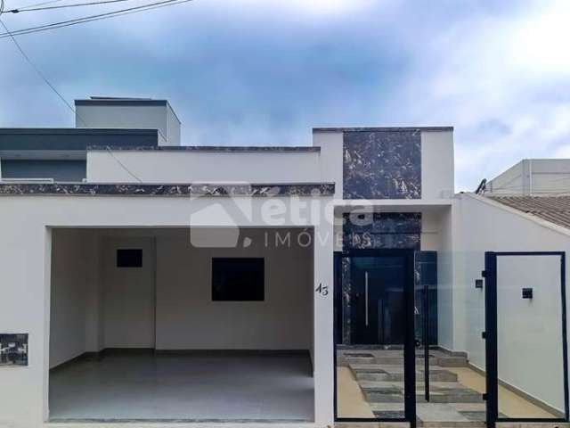 Excelente casa nova de 3 dormitórios com piscina no bairro itaipava em itajaí