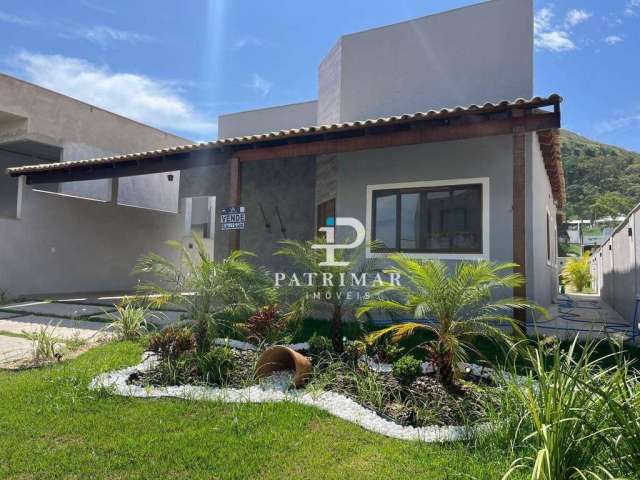 Casa com 3 dormitórios à venda, 147 m² por R$ 739.000 - Itaipuaçu - Maricá/RJ