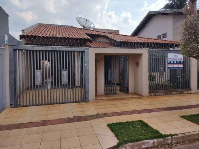 Casa Térrea à Venda, Rua Vista Alegre, 540, Jardim São Lourenço em Campo Grande MS, 4 Quartos, 248 m²