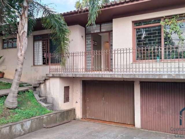 (Estuda permuta ou financiamento) Casa 04 quartos, ótima localização medindo, 953,54m², no Boa Vista em Curitiba PR