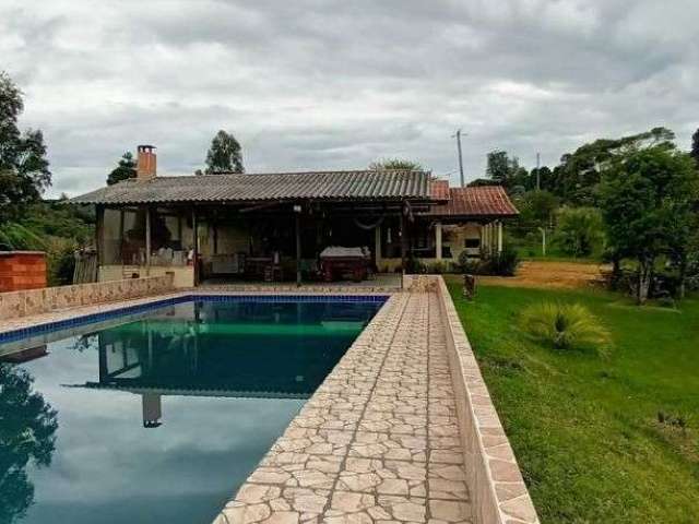 Chácara a venda, com 03 tanques de Peixes, área de plantio, Poço Semi artesiano, em Agudos do Sul - PR