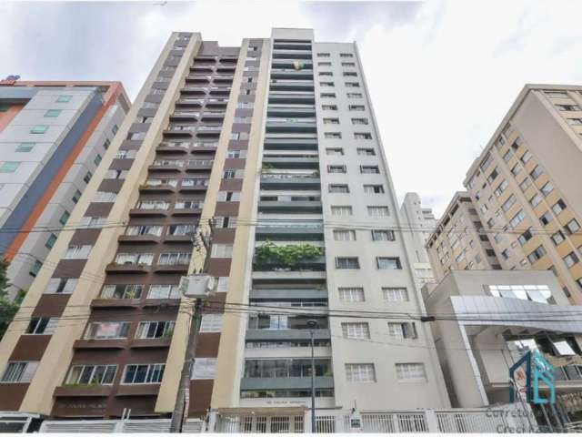 Apartamento Mobiliado, 03 quartos c/suíte, 02 vagas, 30 metros do shopping no Batel/Água Verde em Curitiba PR