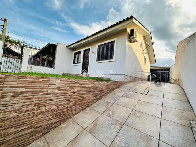 Casa com 2 quartos à venda na Rua Verona, 122, São José, Canoas, 40 m2 por R$ 516.000