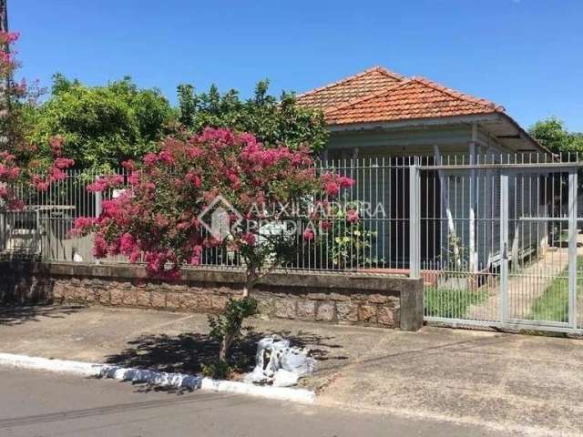 Casa com 1 quarto à venda na Rua Tamoio, 910, Niterói, Canoas, 140 m2 por R$ 477.000