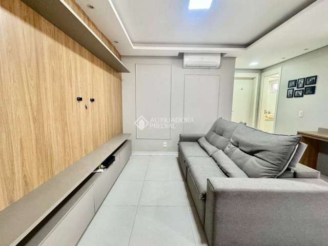 Apartamento com 2 quartos à venda na Rua Joaquim Caetano, 660, Fátima, Canoas, 53 m2 por R$ 280.000