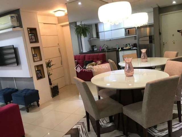 Apartamento com 2 quartos à venda na Rua Joaquim Caetano, 700, Fátima, Canoas, 50 m2 por R$ 270.000