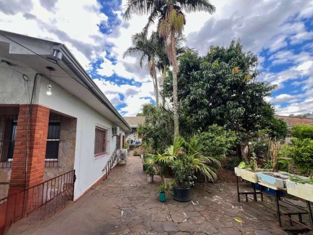 Casa com 5 quartos à venda na Daltro Filho, 84, São José, Canoas, 160 m2 por R$ 690.000