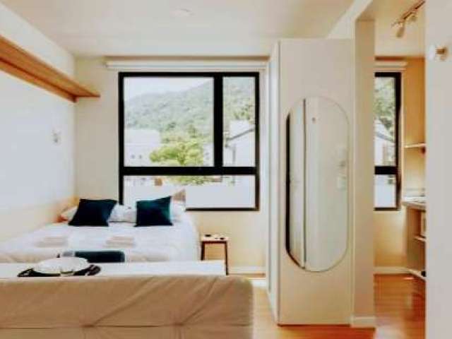 Apartamento com 1 quarto à venda na Rua da Quaresmeira Roxa, 431, Cachoeira do Bom Jesus, Florianópolis, 23 m2 por R$ 388.000