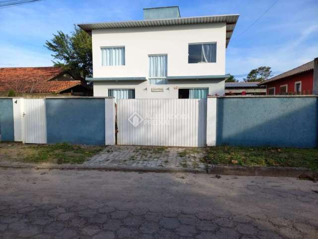 Casa com 2 quartos à venda na Aquífero Guarani, 4, São João do Rio Vermelho, Florianópolis, 84 m2 por R$ 629.000