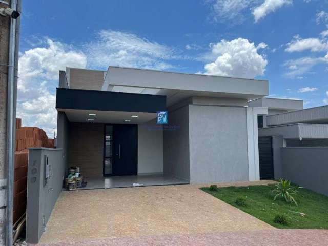 Linda Casa à venda em Condomínio San Marco - 3 suítes com