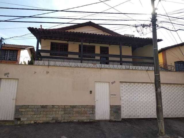 Casa com 4 quartos à venda em Belo Horizonte