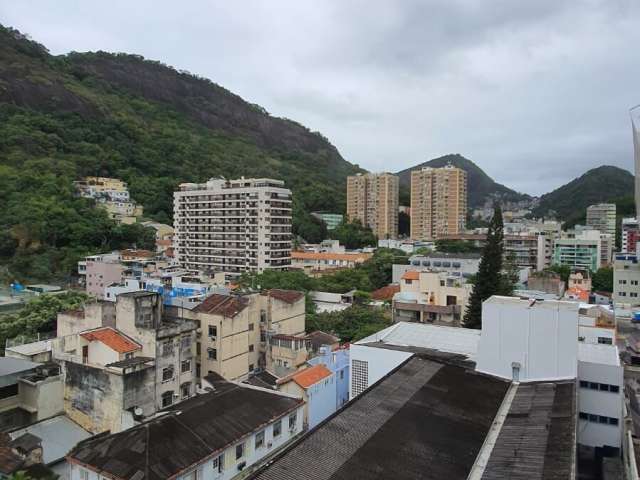 Apartamento com 3 Quartos e 93m² à venda em Botafogo